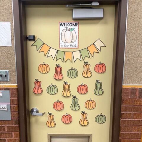 Easy Halloween Classroom Door Decorations Perfect For The Whole Month ...